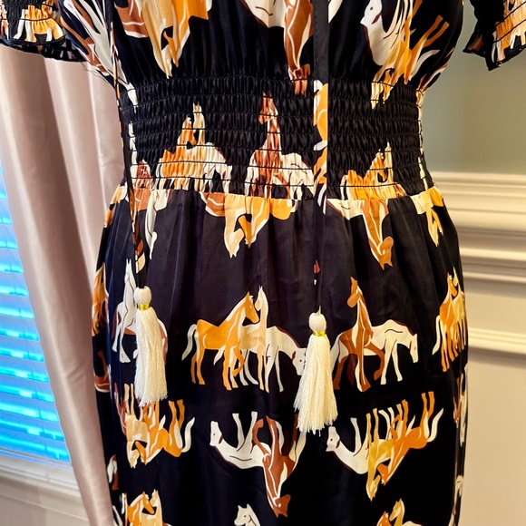 NWOT THML Black Tan Gold Horse Print Satin Midi Maxi Dress Size XS - Picture 4 of 6